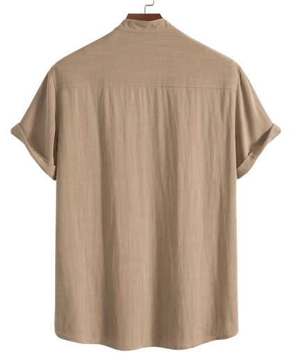 Leichtes Leinen-Outfit